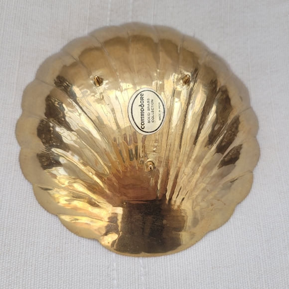 Vintage Solid Brass Footed Shell Jewelry Trinket Candy Dish - Picture 2 of 7